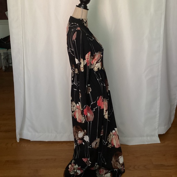 Vintage black and cream floral dress - Picture 6 of 9